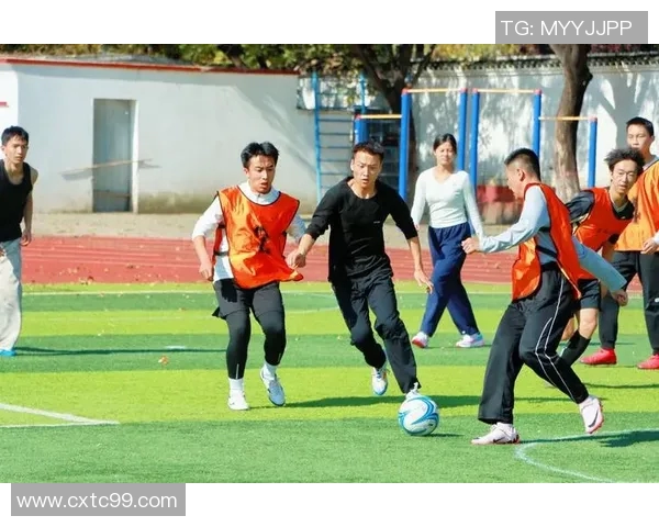芜湖奇瑞足球明星队奋勇拼搏展现青春风采助力城市体育发展 芜湖奇瑞足球明星队奋勇拼搏展现青春风采助力城市体育发展